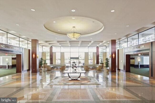 Building Photo - 3705 S George Mason Dr
