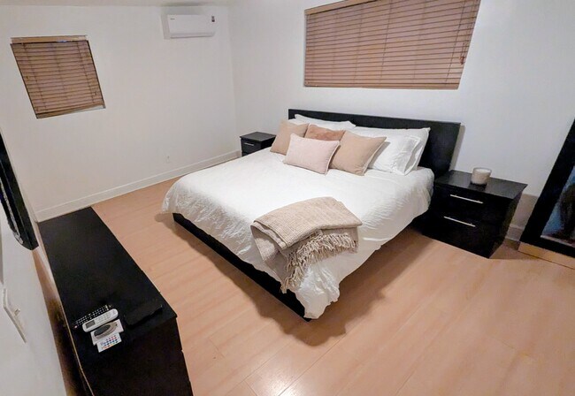 Building Photo - 1111 SW 8th Ave