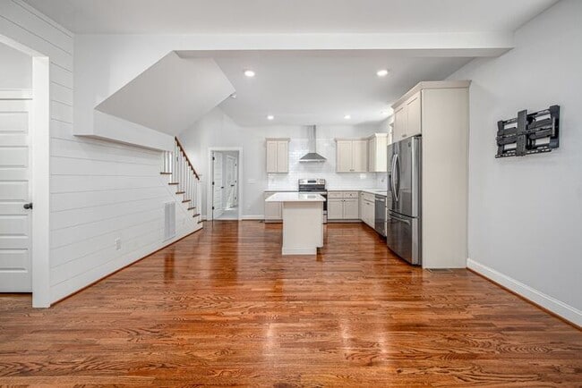 Building Photo - 303B Truce Street, Durham NC  27703