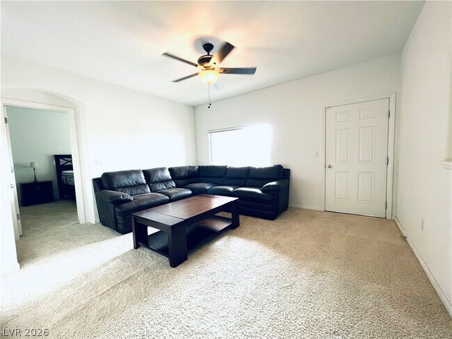 Building Photo - 7701 W Robindale Rd