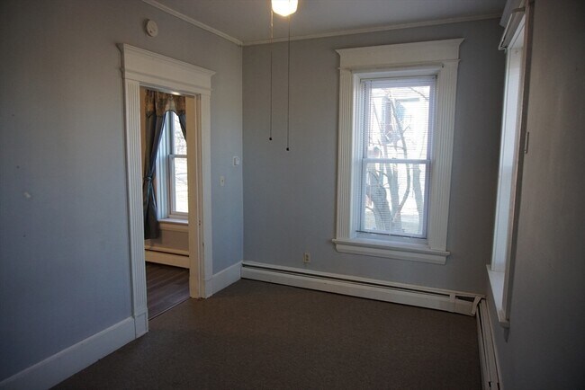 Building Photo - 495 Appleton St