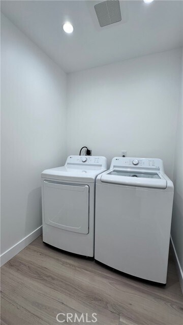 Building Photo - 2135 N Brighton St #102