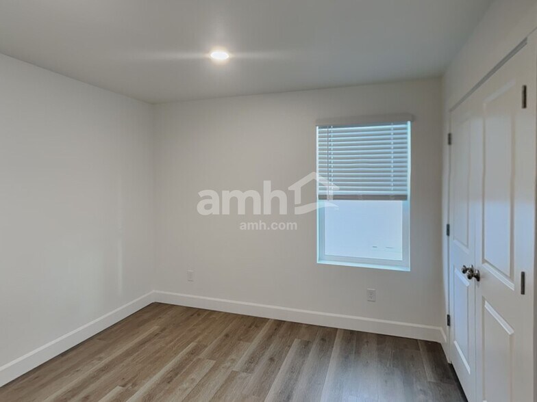 Building Photo - 7285 Arroyo Crossing Pkwy