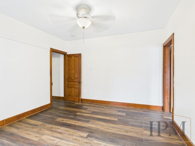 Building Photo - 1/2 OFF 1st Months Rent! Available Now!  D...
