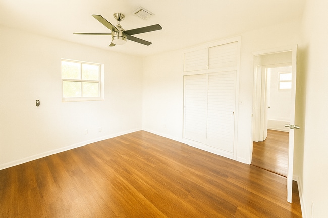 Building Photo - Charming 2BR/1BA Apartment in Sunrise – $2...