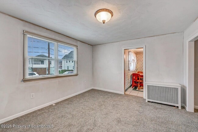 Building Photo - 454 Hickory St