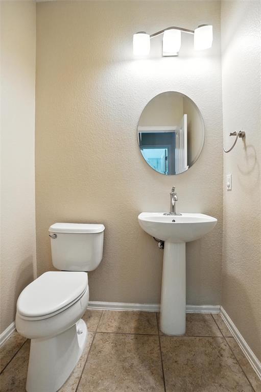 Building Photo - 208 Raindance Cove