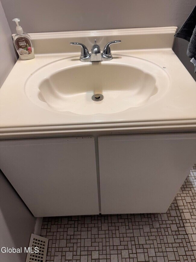 Building Photo - 4259 NY-50