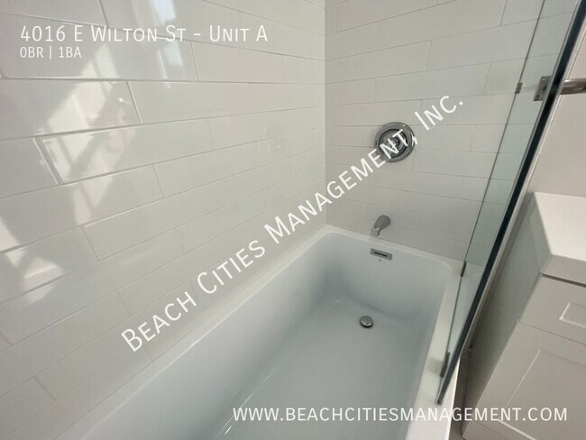 Building Photo - 4016 E Wilton St