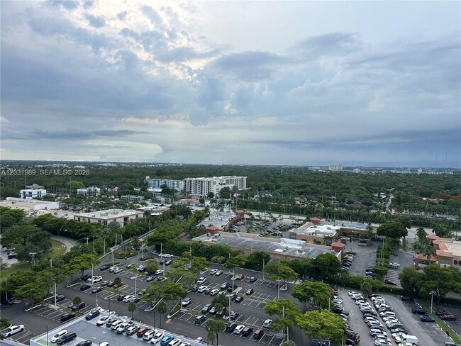 Building Photo - 18051 Biscayne Blvd