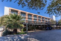 Building Photo - 1331 S Flores St