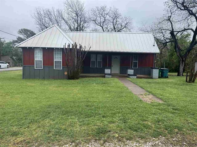 Primary Photo - 214 N Archer St