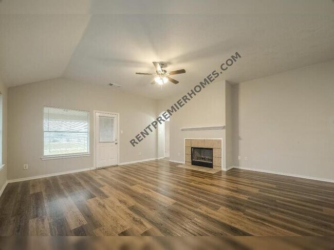 Building Photo - 9035 Melody Park Ln