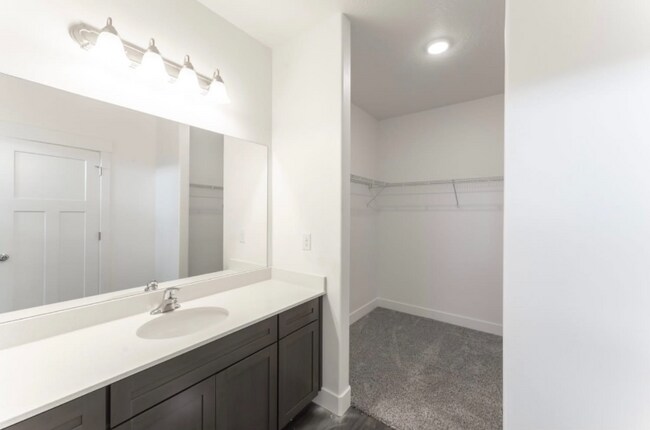 Building Photo - 1423 N 3830 W