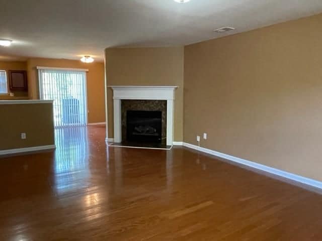 Building Photo - 708 Crestwell Cir