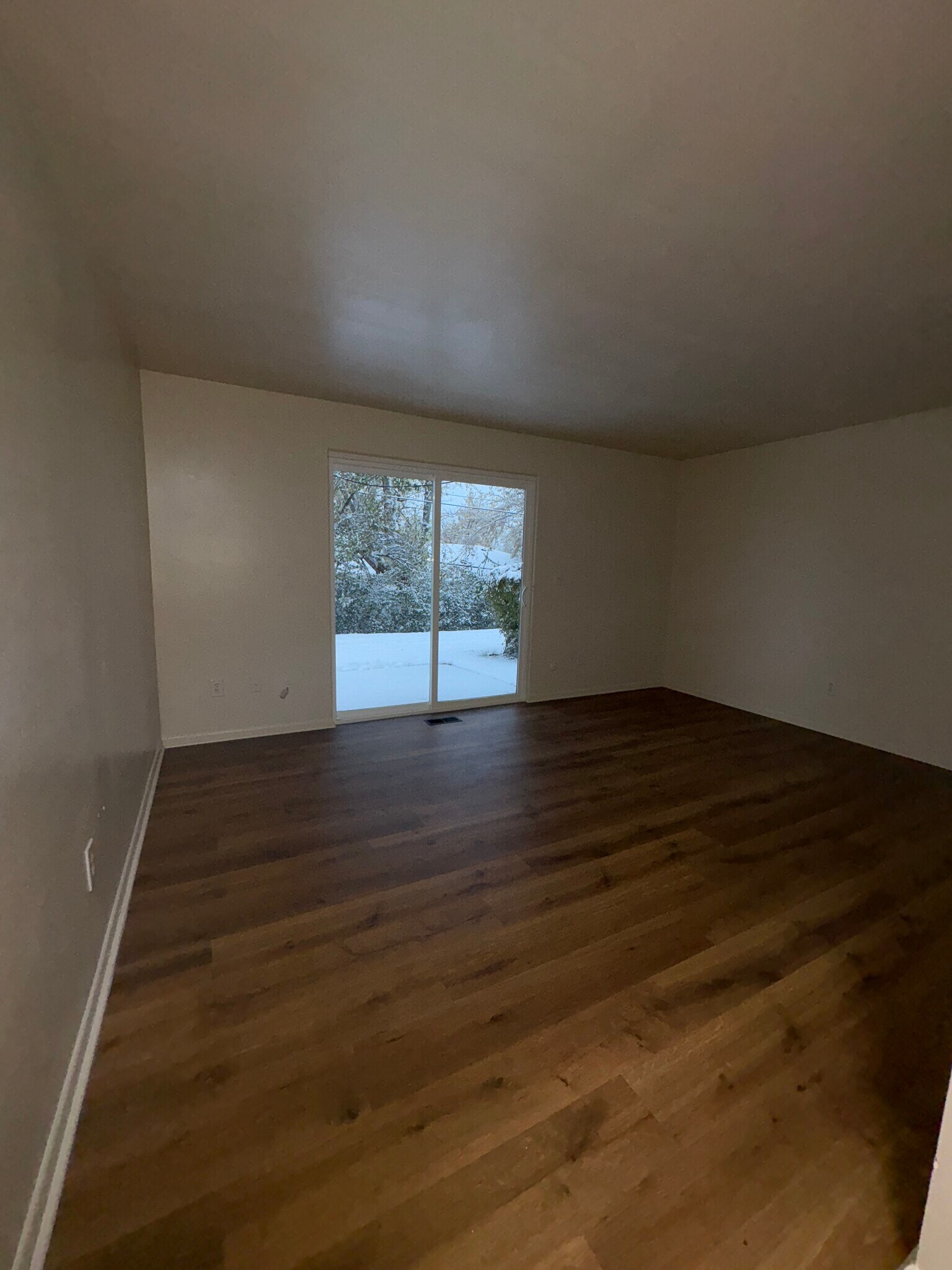 Family Room - 5317 Greencroft Dr