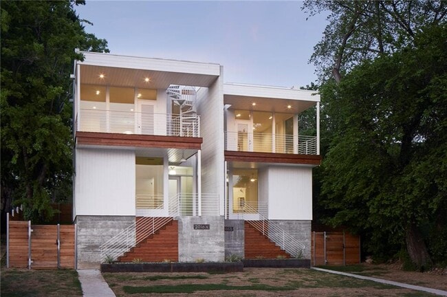Building Photo - 2016 Jesse E. Segovia St