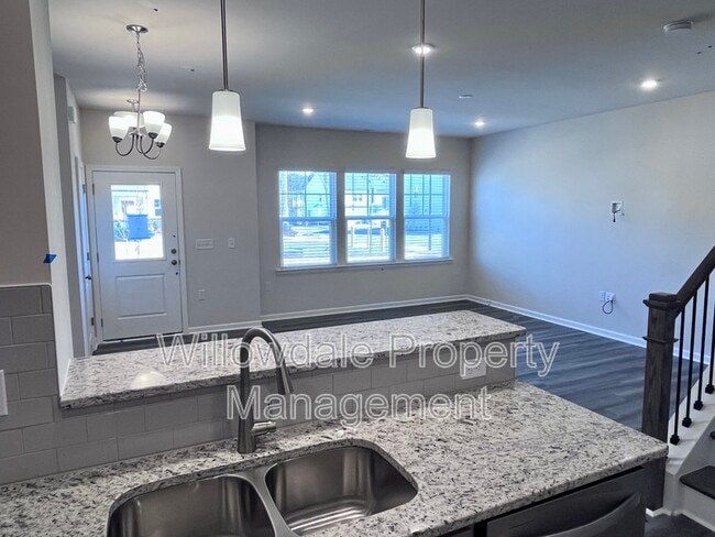 Building Photo - 303 Parker Sta Ave