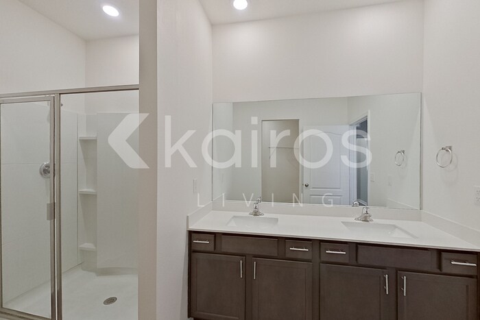 Building Photo - 30161 Fedora Cir