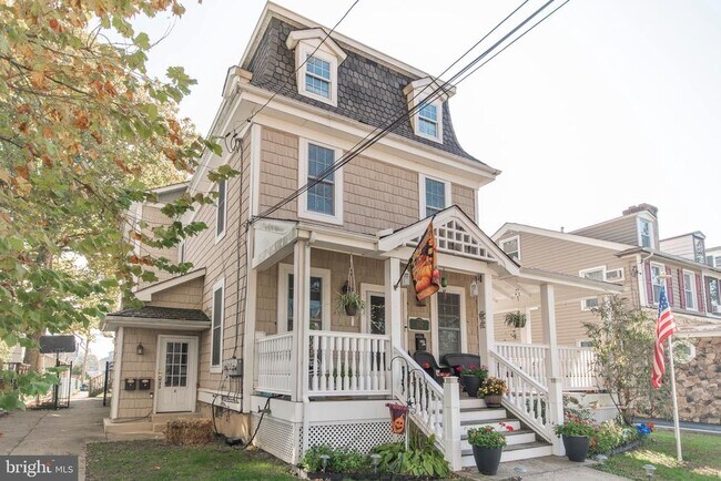 Primary Photo - 532 Mohawk Ave