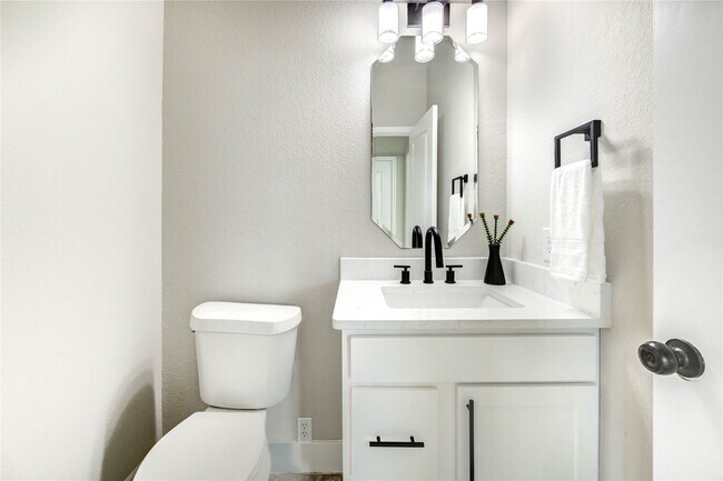 Building Photo - 5435 Baronet Dr