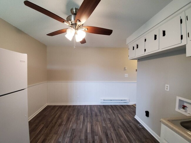 Building Photo - Tandy Drive Apartments