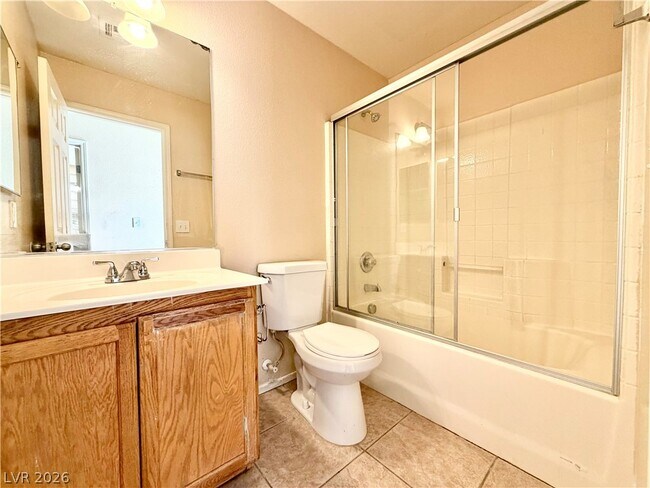 Building Photo - 890 Sheerwater Ave