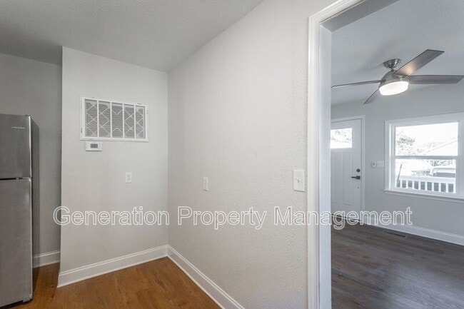 Building Photo - 1902 S Watkins St