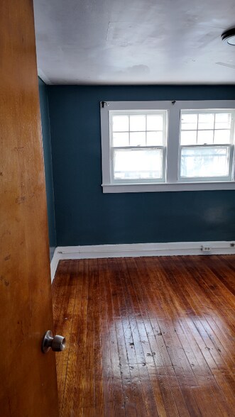 Building Photo - 44 Wabash St