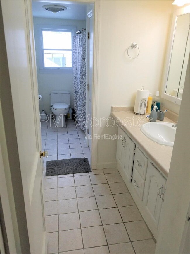 Building Photo - 26 Worthington Ave