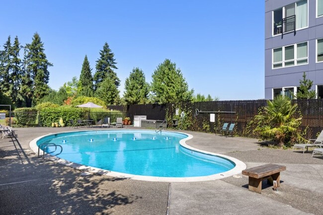 Building Photo - 1BD/1BA Edmonds Condo