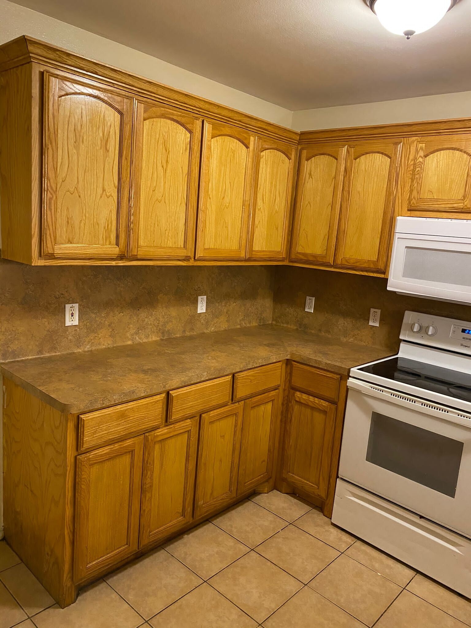 Building Photo - 1319 Nesmith St