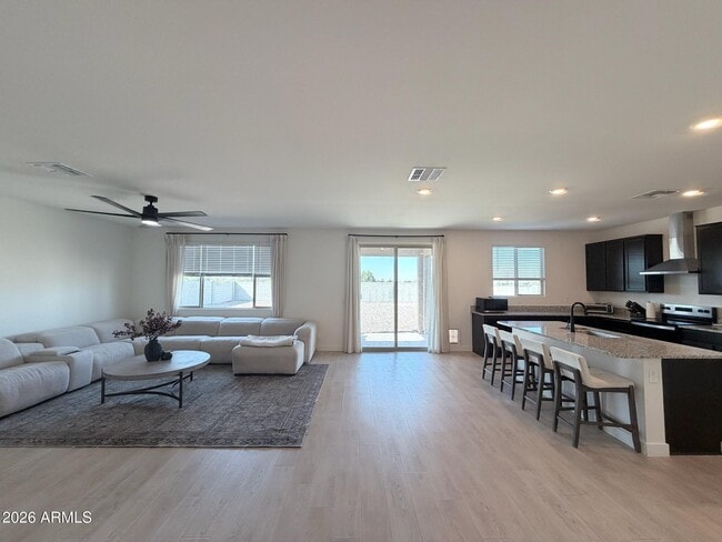 Building Photo - 9324 S 30th Ln