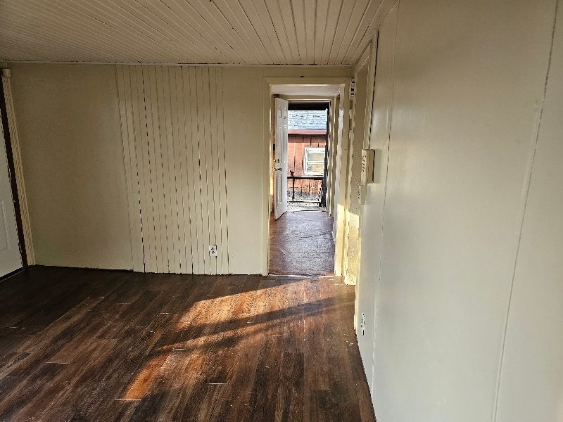 Building Photo - 1627 Norton