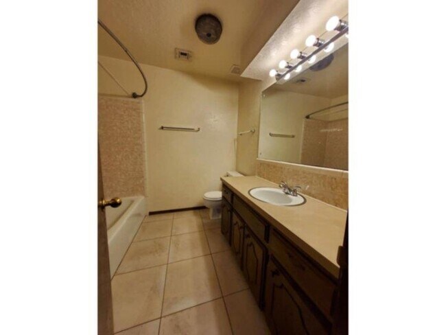 Building Photo - 1612 NW 79th St