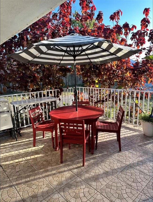 Building Photo - 30255 SW 197th Ave