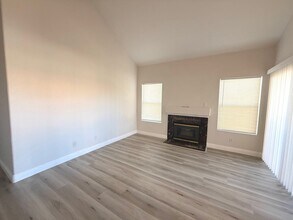 Building Photo - 5125 W Reno Ave