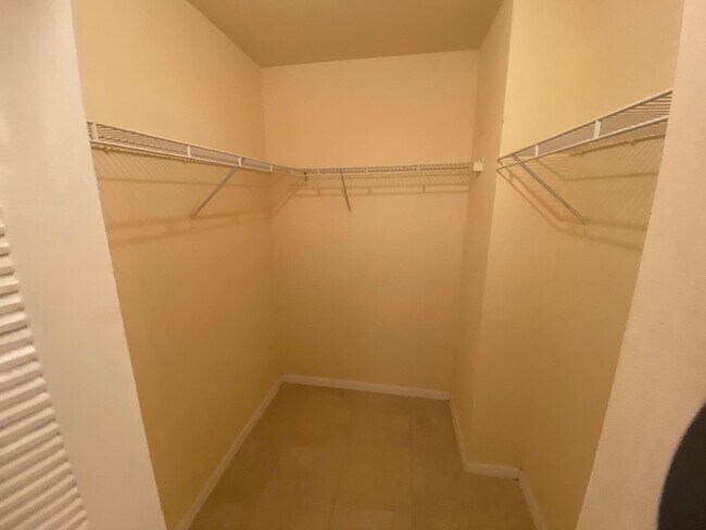 Building Photo - 4211 San Marino Blvd