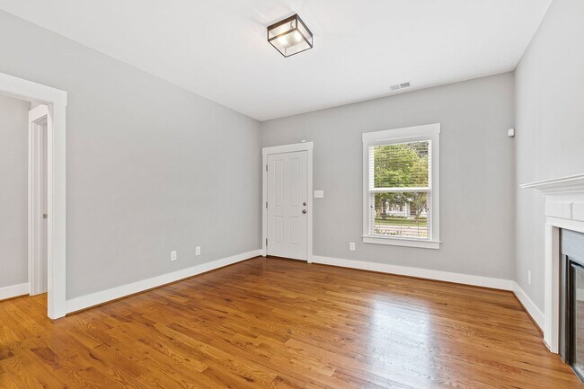 Building Photo - Charming Cape Cod in Tuscaloosa Lakewood!