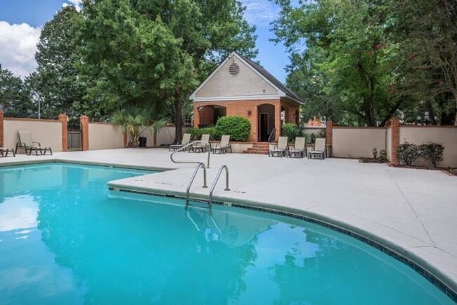 Building Photo - Heart of Baton Rouge-Spacious 2-bedroom,2-bathroom Condominium