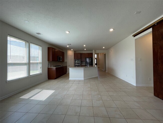 Building Photo - 5006 Pine Ridge Knoll Ct