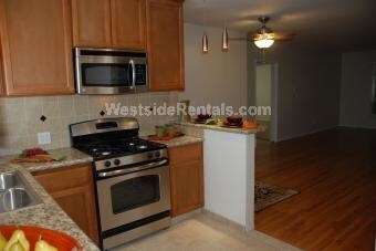 Primary Photo - 10700 Woodbridge St