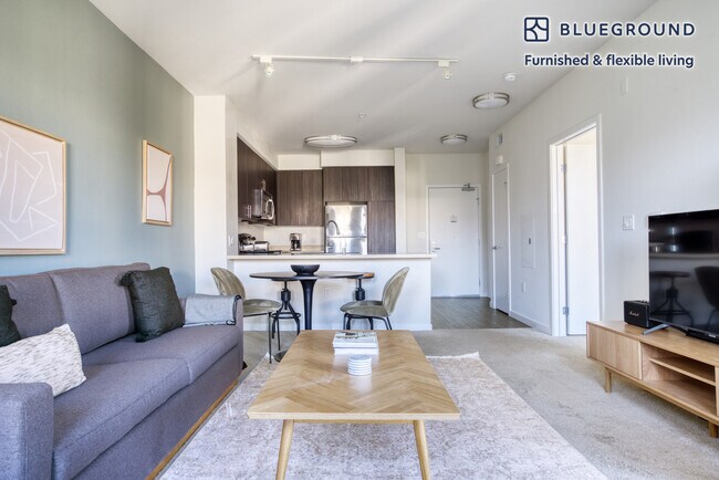 Building Photo - 2580 El Camino Real