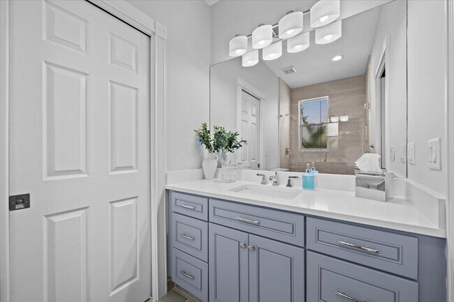 Building Photo - 7557 Preserve Dr