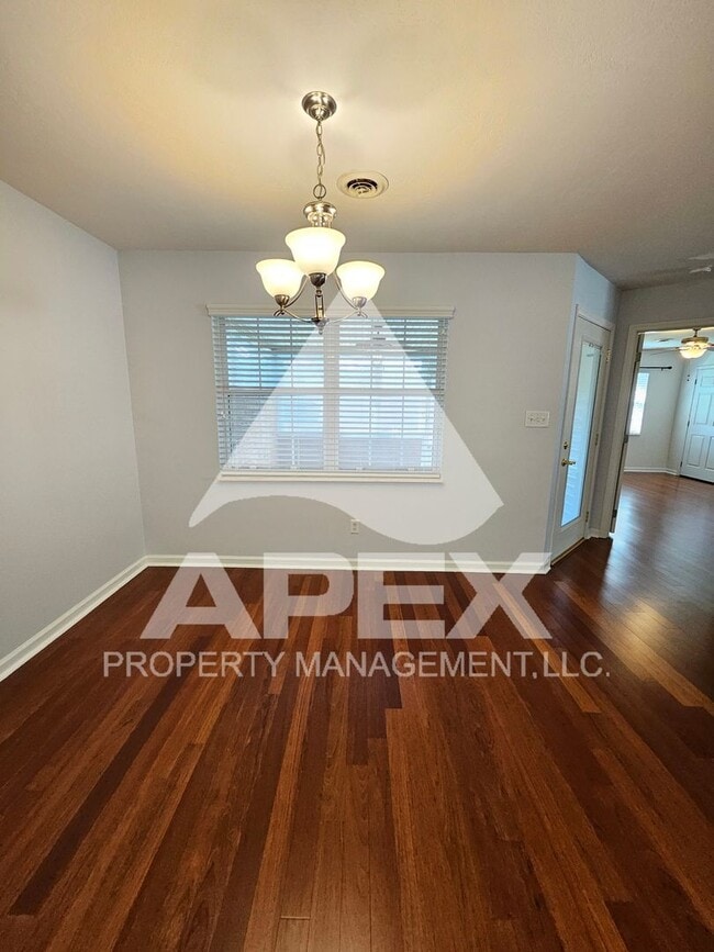 Building Photo - MOVE-IN SPECIAL, $1 RENT!! - Stunning 2 Bd...