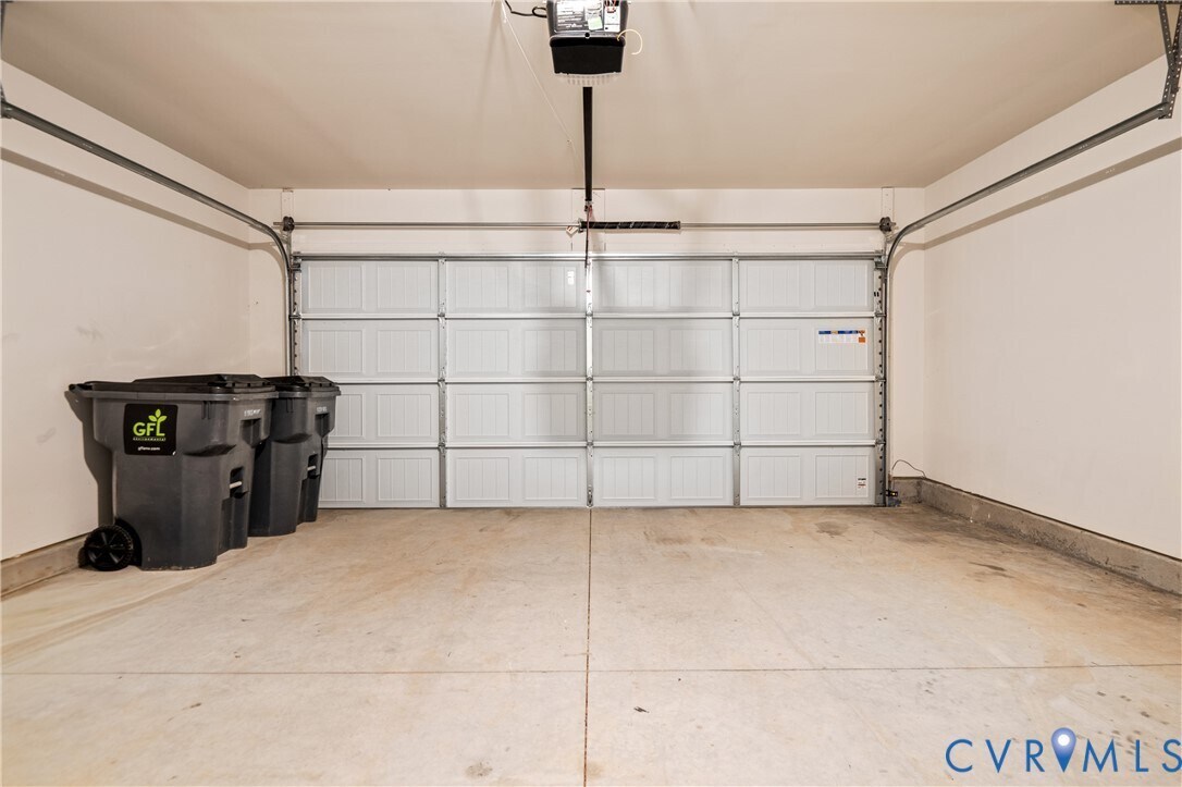 Building Photo - 2854 Meadowview Blvd