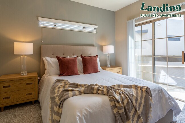 Building Photo - 9259 E Raintree Dr