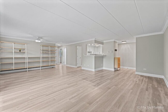 Building Photo - 1220 S Lorraine Rd