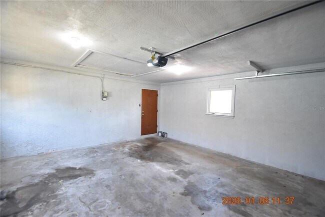 Building Photo - 6485 30th Ave N