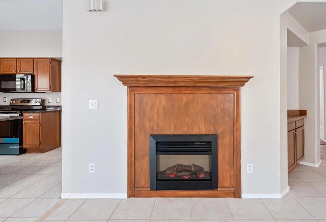 Building Photo - 4734 E White Aster St